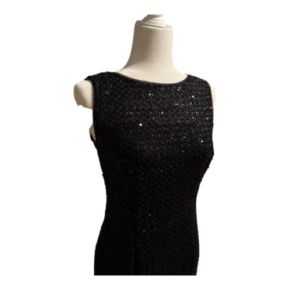 Cocktail/Holiday Dress Adriana Papell  New York Black Sequin w/feather shea trim - Picture 5 of 11